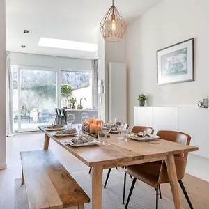 House With Large And Sunny Terrace Vakantiehuis Antwerpen